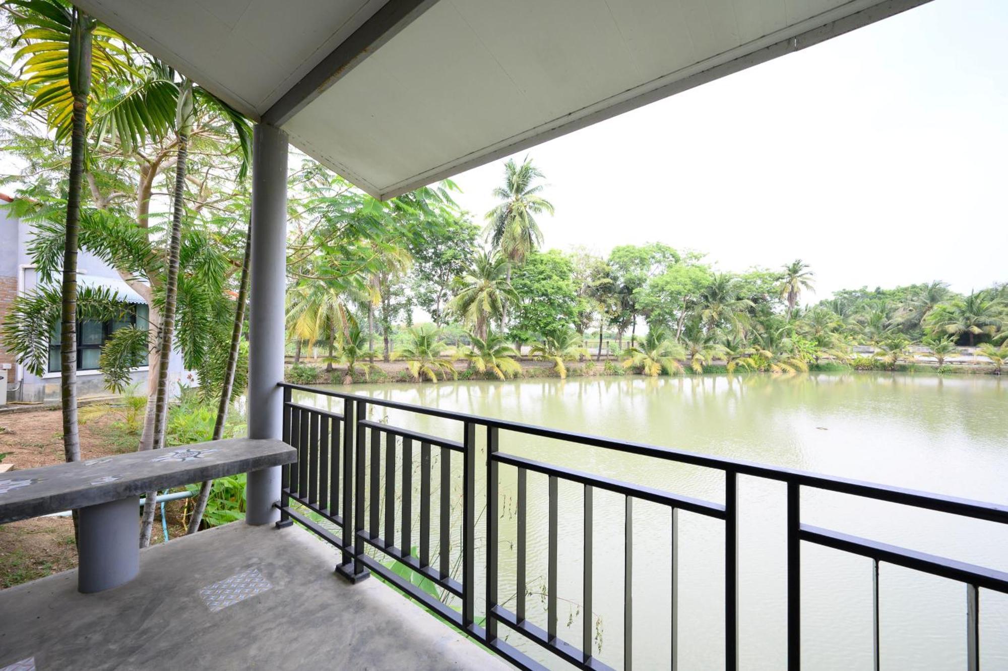 Busaya Resort & Cuisine Nakhon Pathom Kamer foto