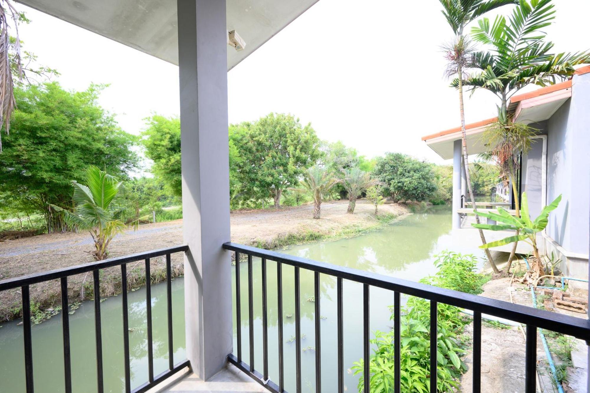 Busaya Resort & Cuisine Nakhon Pathom Kamer foto